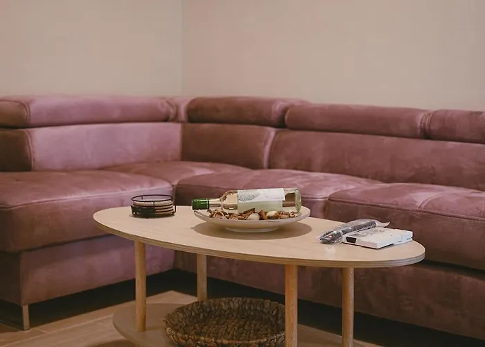 Downtown Hideaway Апартаменты