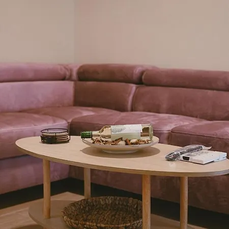 Downtown Hideaway Apartament